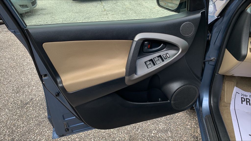 2009 Toyota Rav4 Image 18