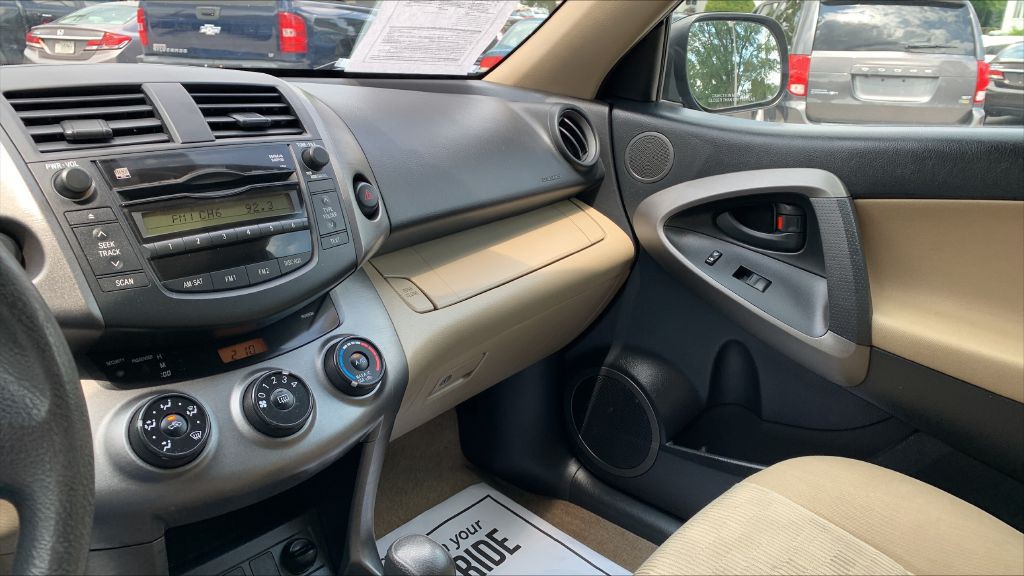 2009 Toyota Rav4 Image 32