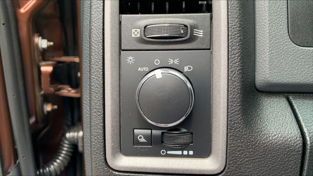 2014 RAM 1500 Image 18