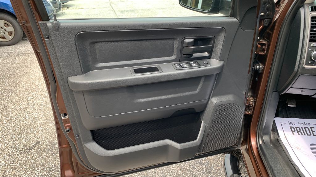 2014 RAM 1500 Image 24