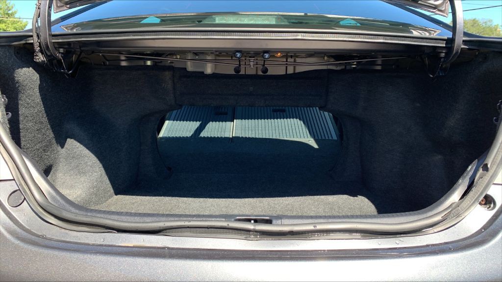 2014 Toyota Camry Image 18