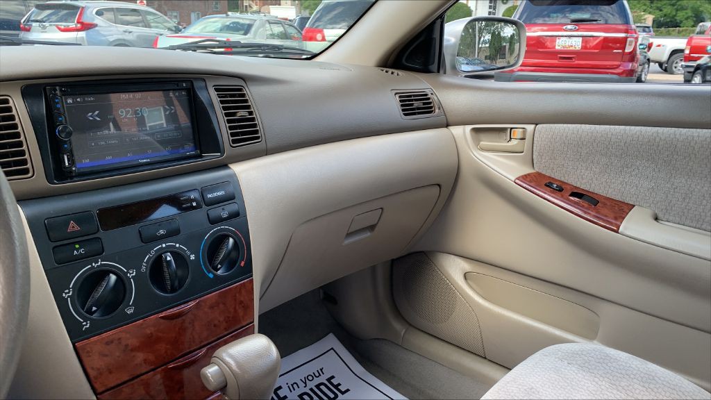 2003 Toyota Corolla Image 27
