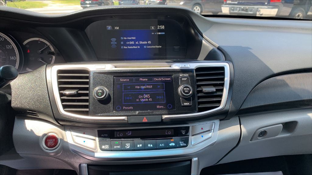 2013 Honda Accord Image 25