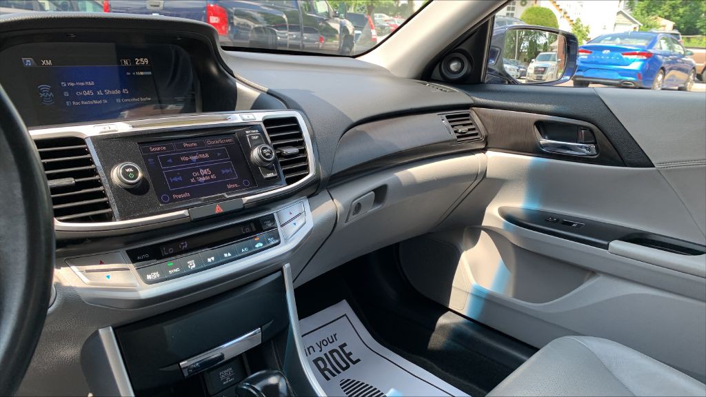 2013 Honda Accord Image 27