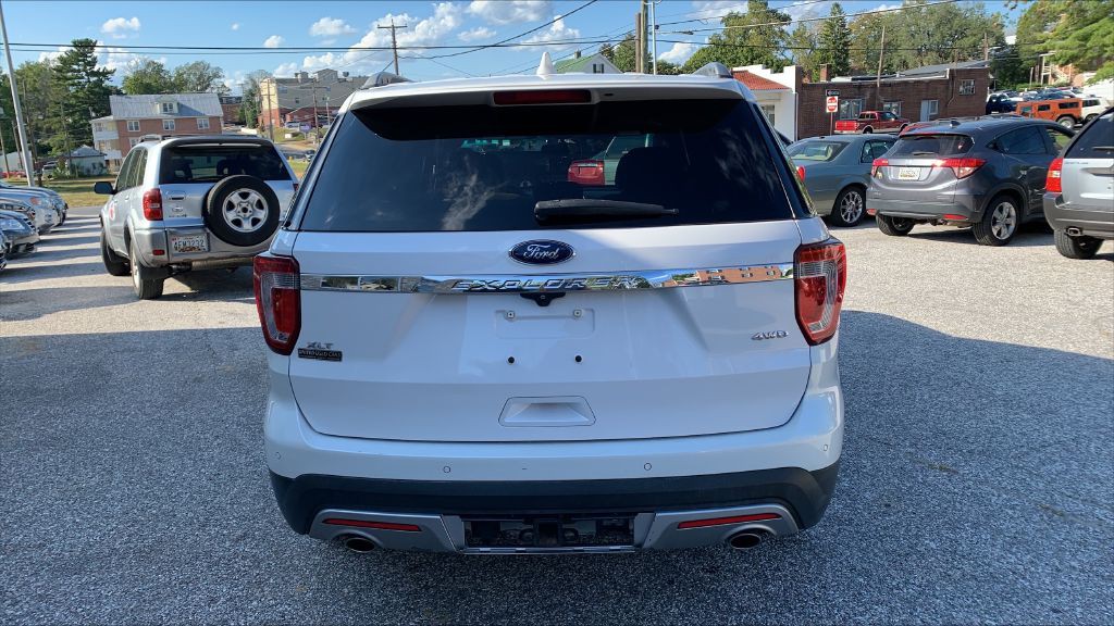 2017 Ford Explorer Image 7