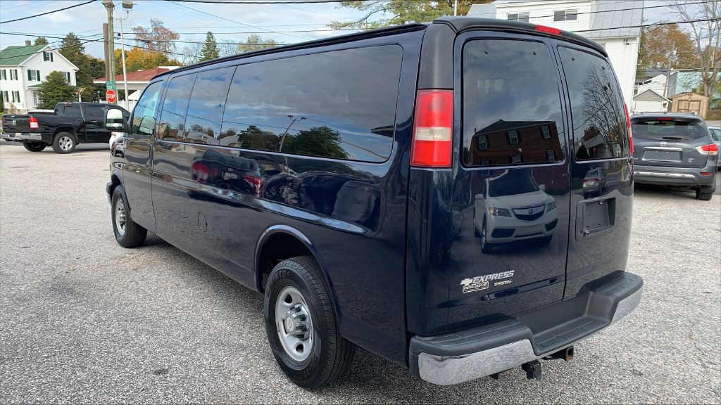 2014 Chevrolet Express Image 7