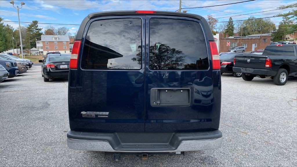 2014 Chevrolet Express Image 8
