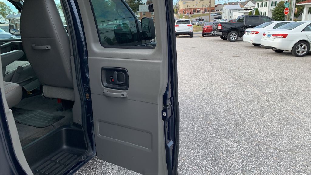 2014 Chevrolet Express Image 13