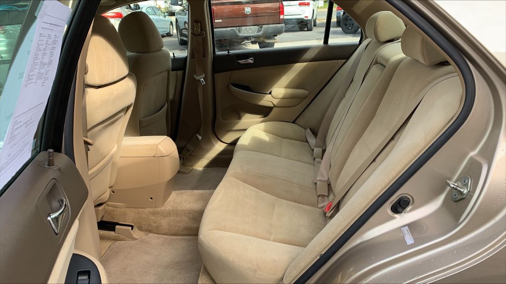 2007 Honda Accord Image 15