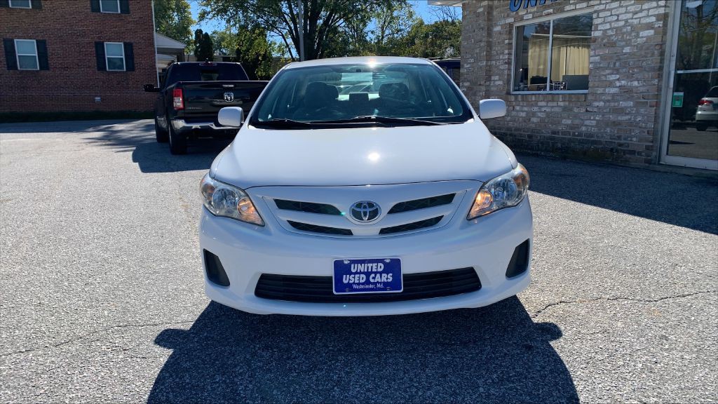 2011 Toyota Corolla Image 3