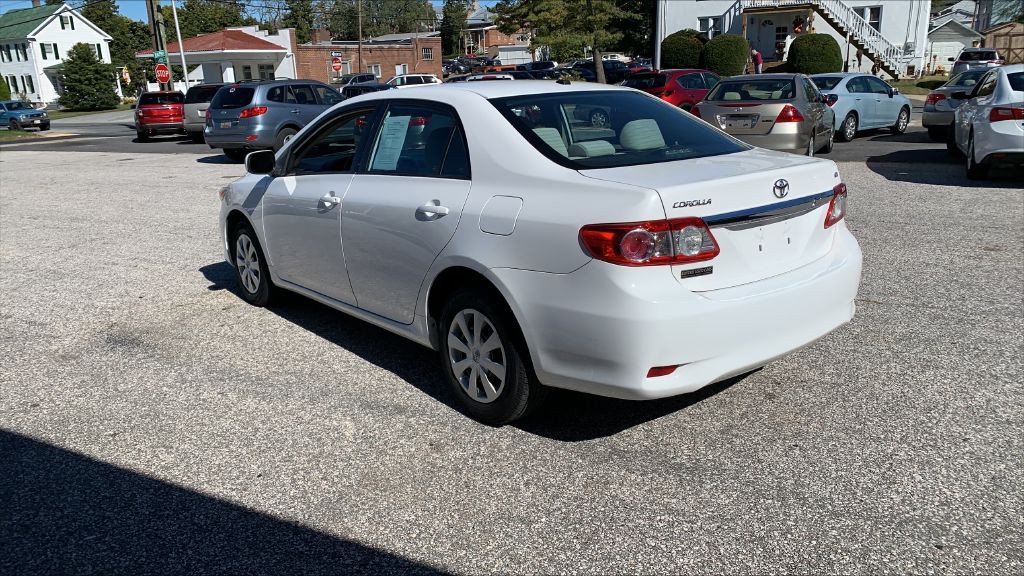 2011 Toyota Corolla Image 6