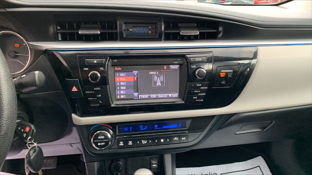 2014 Toyota Corolla Image 21