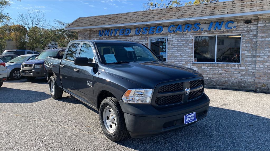2014 RAM 1500 Image 2