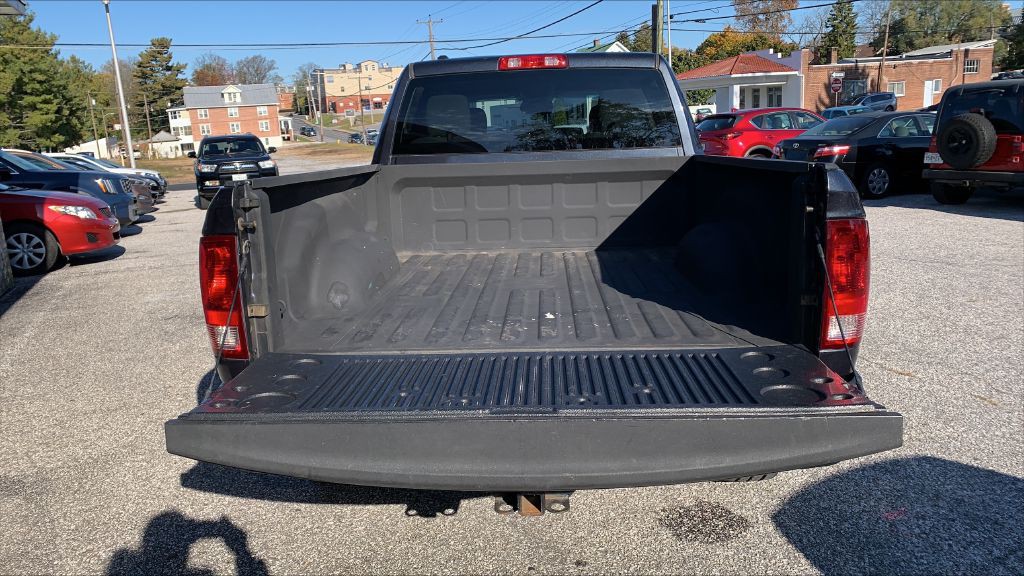 2014 RAM 1500 Image 8