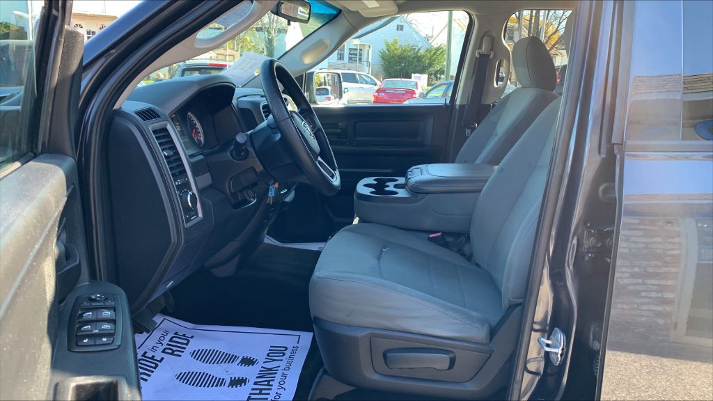 2014 RAM 1500 Image 13