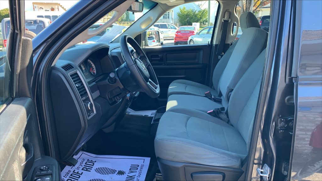 2014 RAM 1500 Image 17