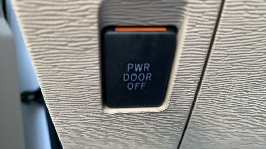 2011 Toyota Venza Image 22