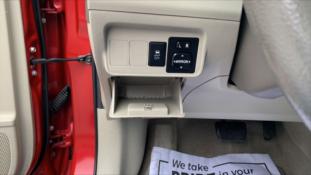 2010 Toyota Corolla Image 18