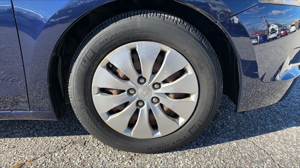 2010 Honda Accord Image 3