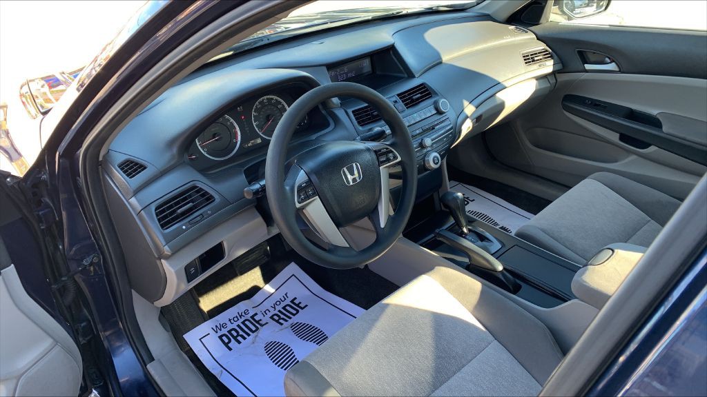 2010 Honda Accord Image 12