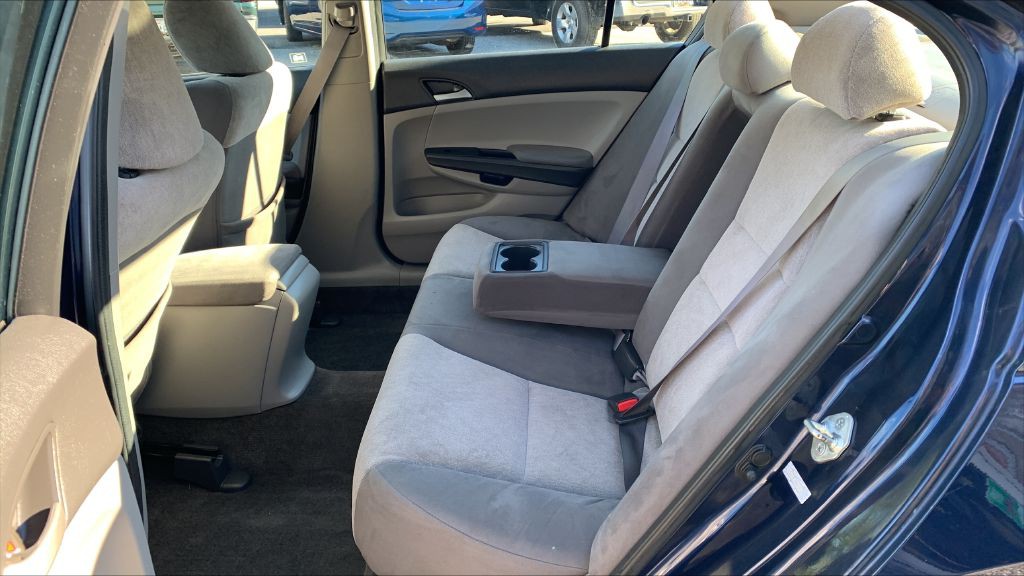 2010 Honda Accord Image 14