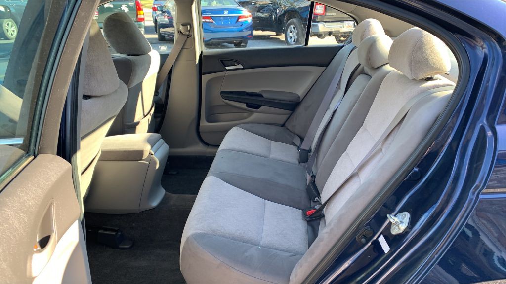 2010 Honda Accord Image 15