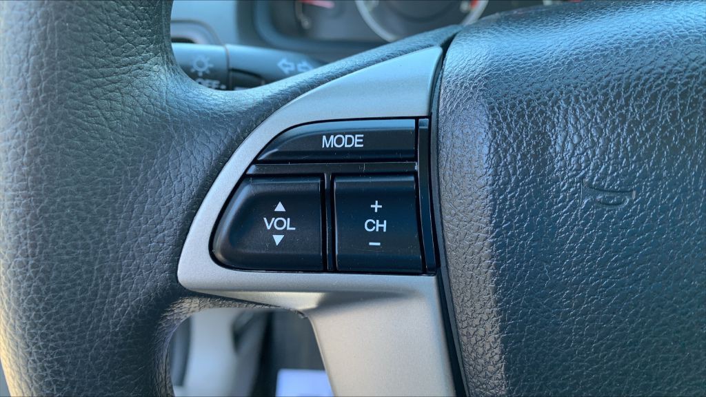 2010 Honda Accord Image 24