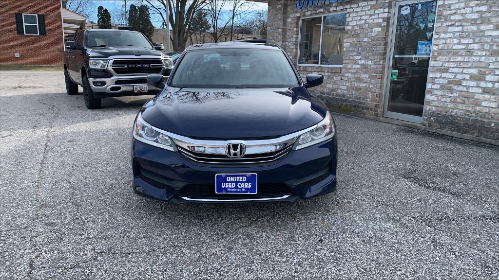 2016 Honda Accord Image 2