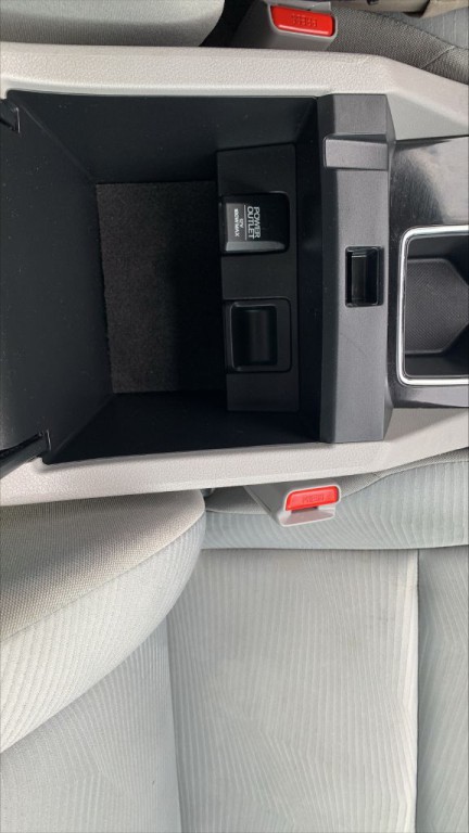 2016 Honda Accord Image 19