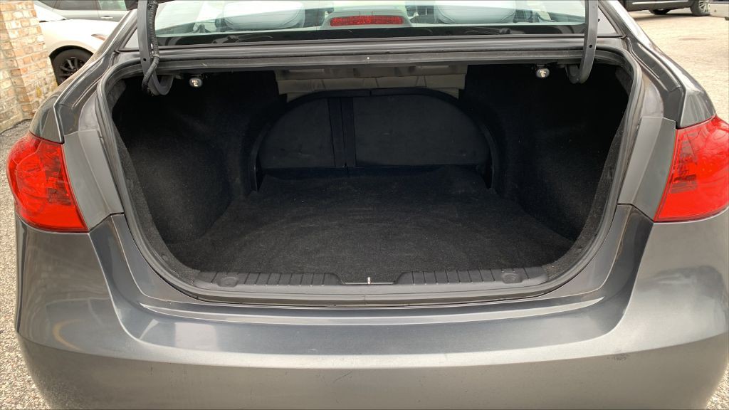 2008 Hyundai Elantra Image 8