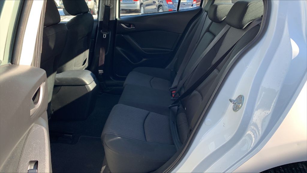2016 Mazda Mazda3 Image 14