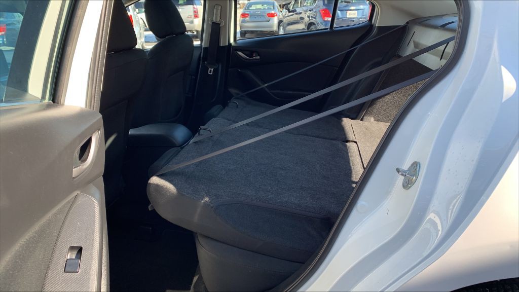 2016 Mazda Mazda3 Image 18
