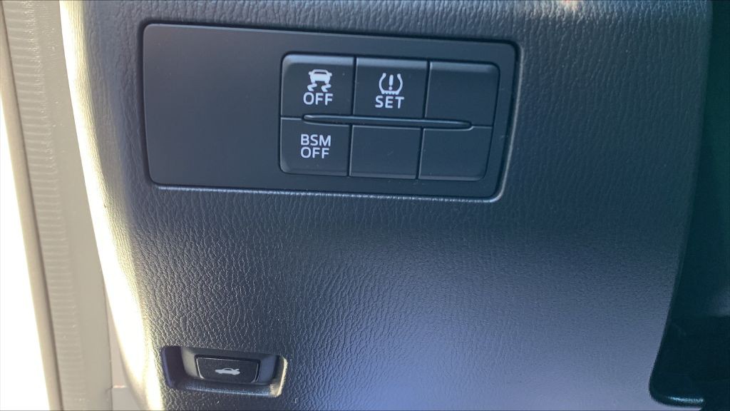 2016 Mazda Mazda3 Image 23