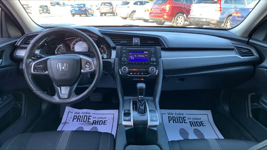 2017 Honda Civic Image 11