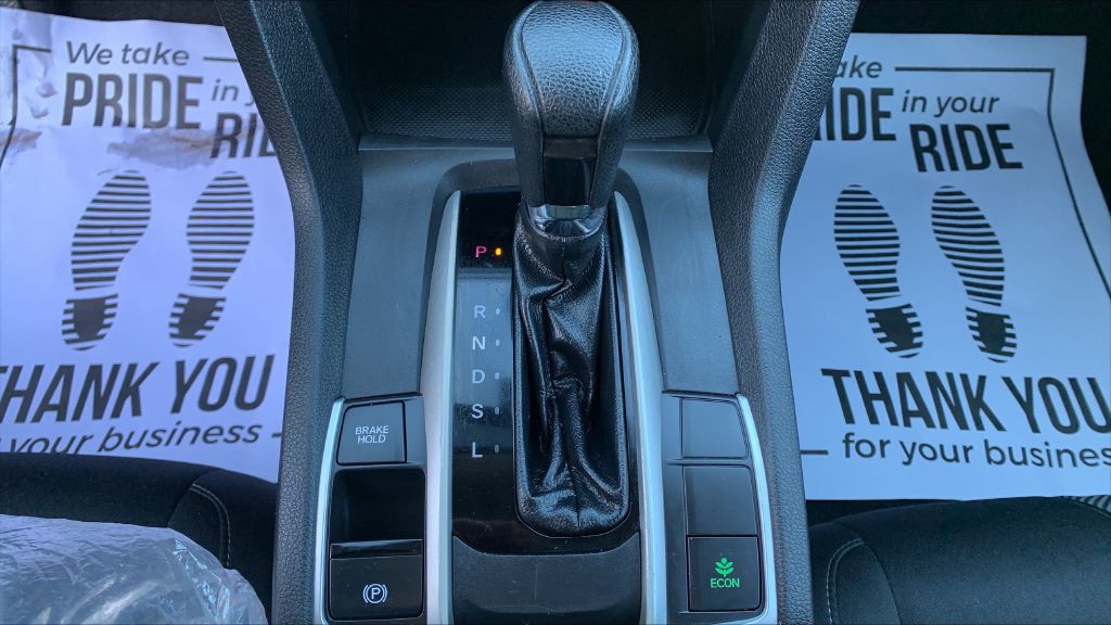 2017 Honda Civic Image 22