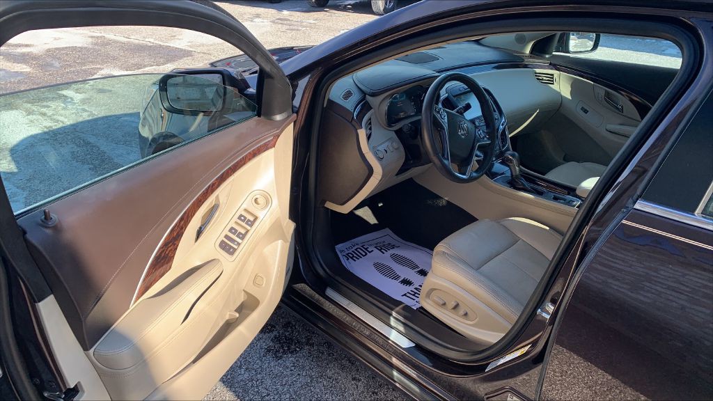 2015 Buick Lacrosse Image 6