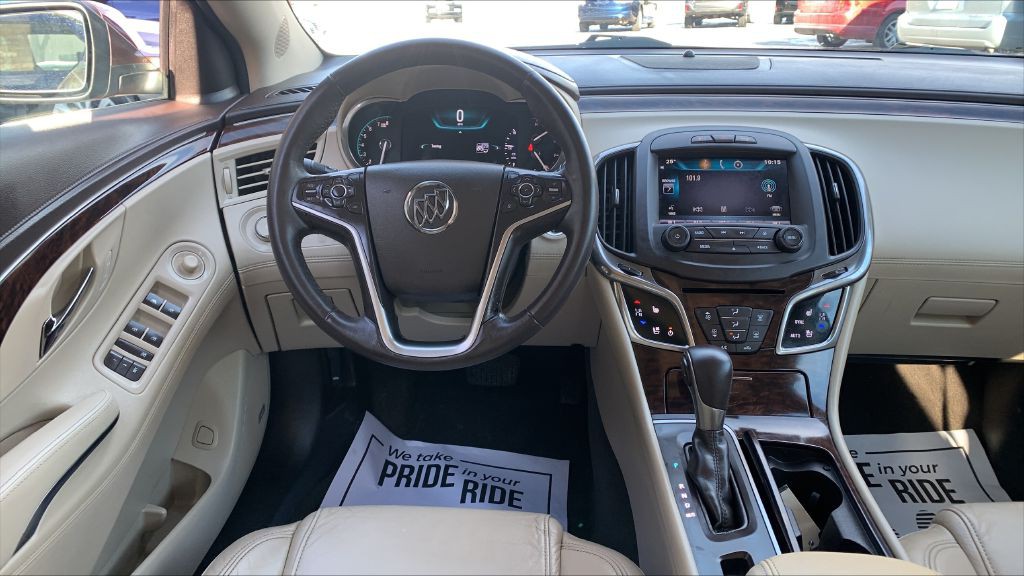 2015 Buick Lacrosse Image 8