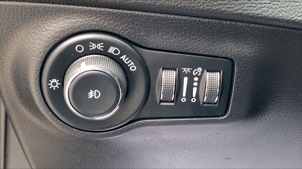 2019 Jeep Compass Image 13