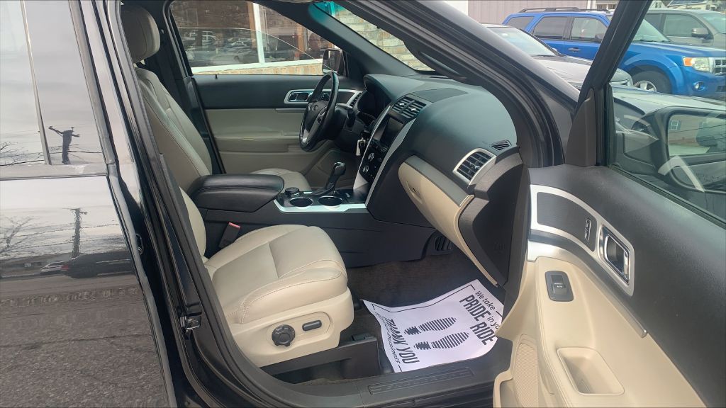 2013 Ford Explorer Image 9