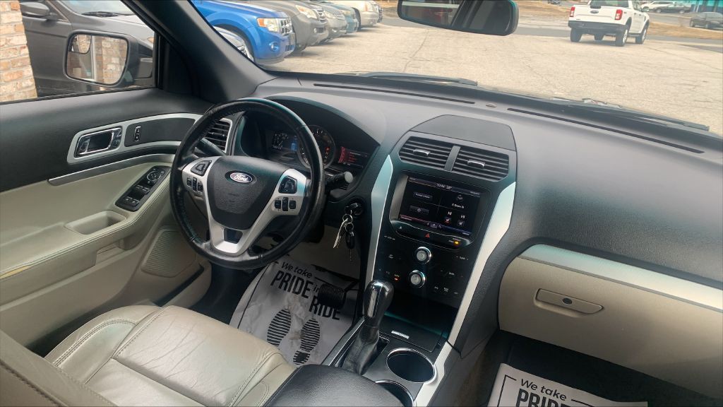 2013 Ford Explorer Image 15