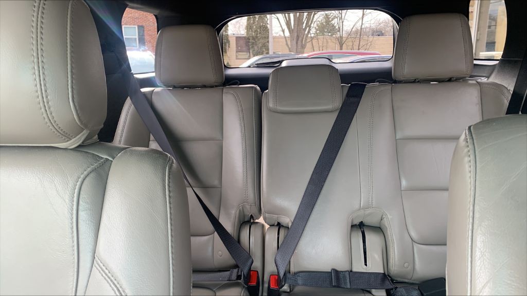 2013 Ford Explorer Image 31