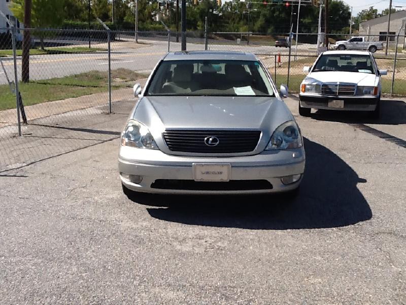 2001 Lexus LS 430 Image 1