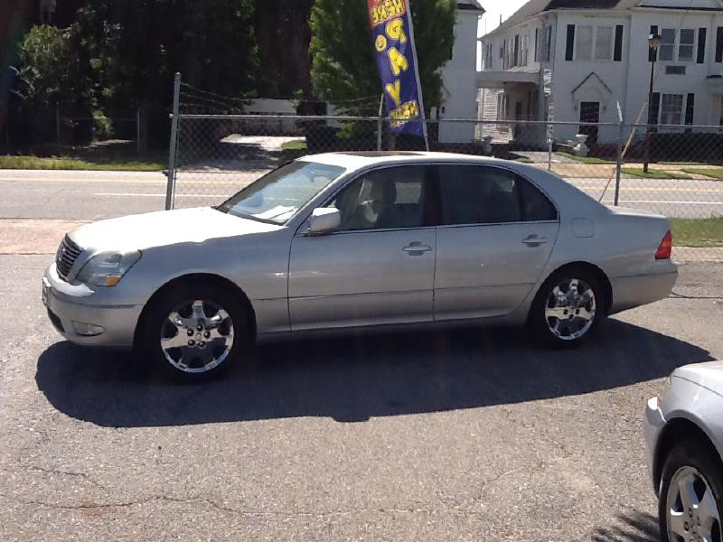 2001 Lexus LS 430 Image 4