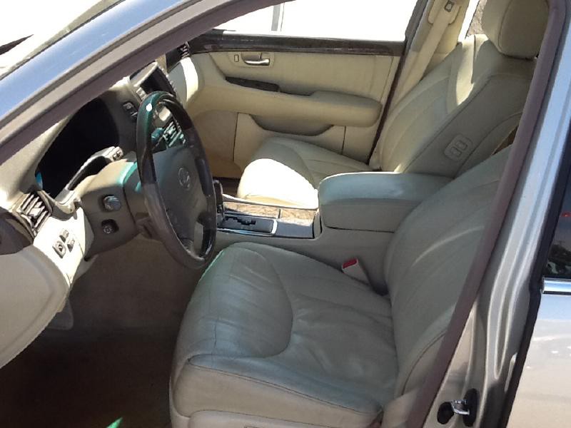 2001 Lexus LS 430 Image 5