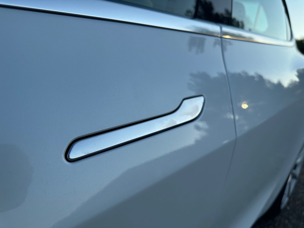 2018 Tesla Model 3 Image 18