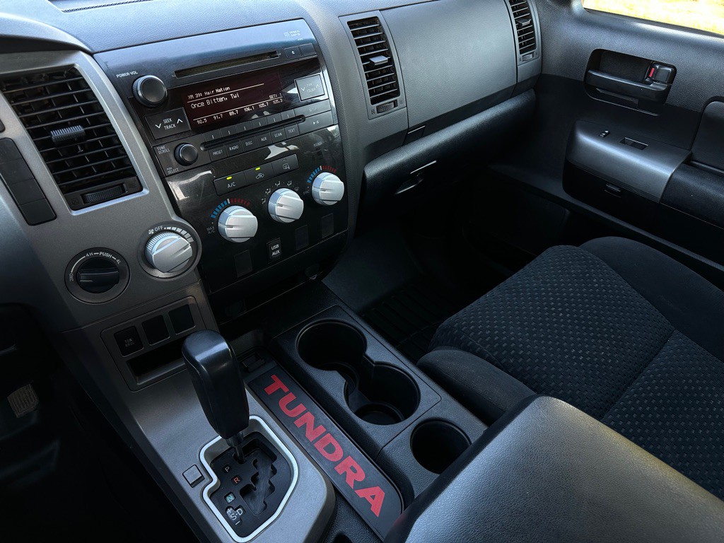 2012 Toyota Tundra Image 21