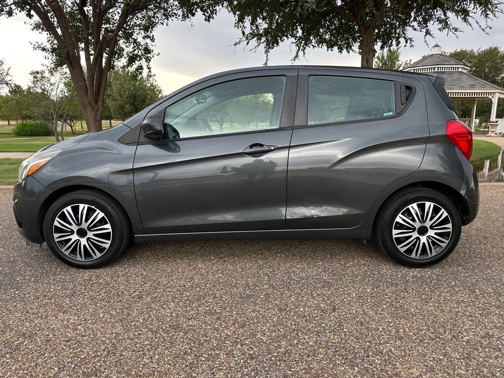 2017 Chevrolet Spark Image 2