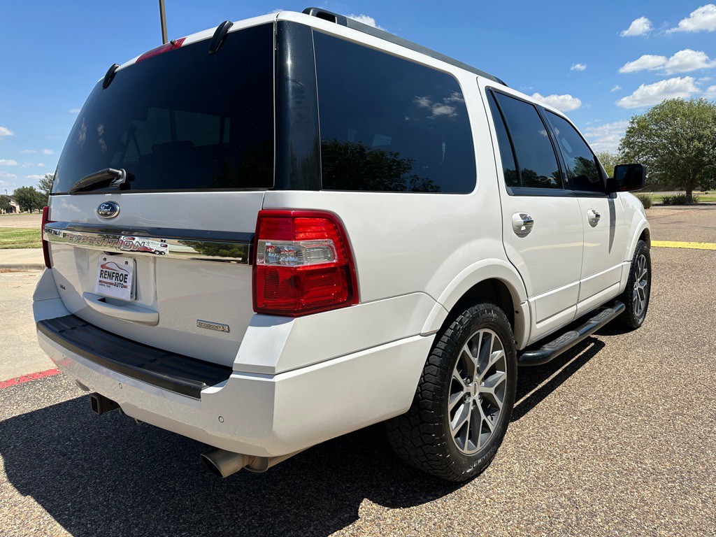 2015 Ford Expedition Image 2