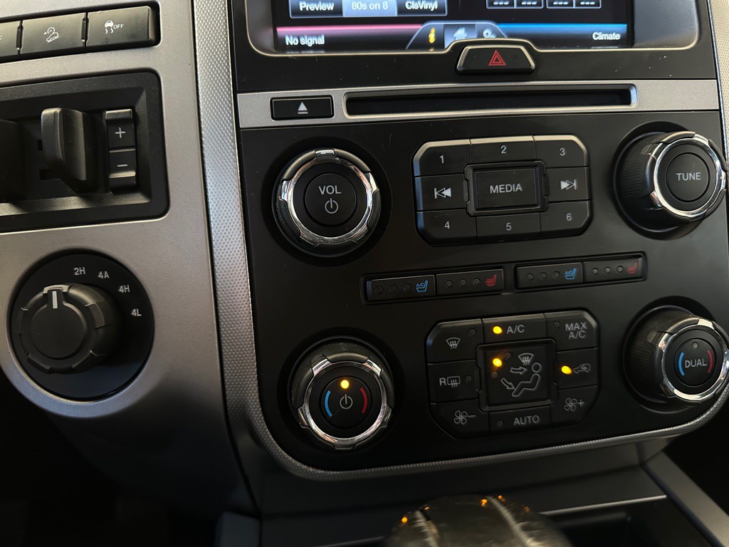 2015 Ford Expedition Image 26