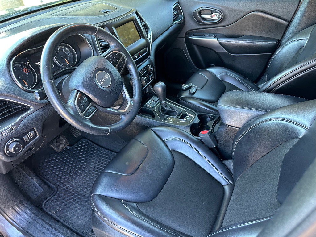 2019 Jeep Cherokee Image 7